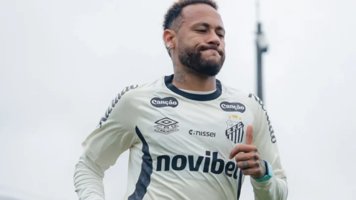 Neymar Jr. é relacionado pelo Santos, mas não viaja para clássico contra o Palmeiras