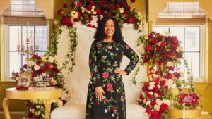 Shonda Rhimes renova contrato de cinco anos com a Netflix e mantém produção de Bridgerton