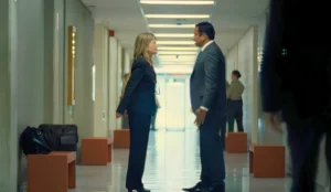 Trust Me, I’m a Doctor: trailer mostra Kal Penn interrogado por Linda Hamilton