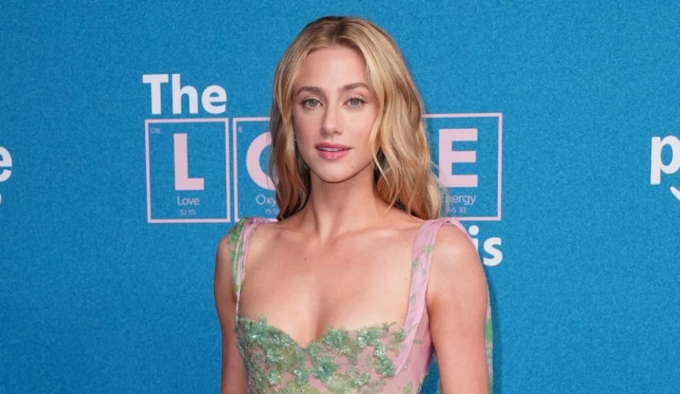 A Hipótese do Amor: Lili Reinhart tenta adaptar romance de vampiras lésbicas