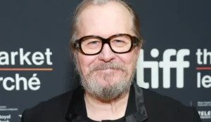 Slow Horses: Gary Oldman relembra conselho direto sobre os desafios da paternidade
