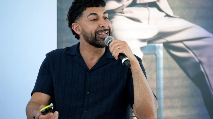 Dhar Mann anuncia a série “Unlikely Families” para o Samsung TV Plus