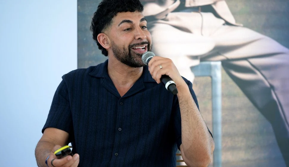 Dhar Mann anuncia a série “Unlikely Families” para o Samsung TV Plus